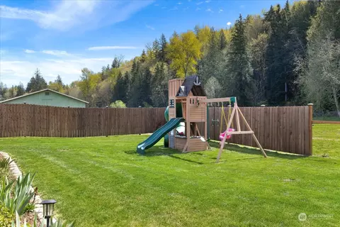 Exterior - 35124 Mann Rd, Sultan, WA 98294 photo 6 of 12