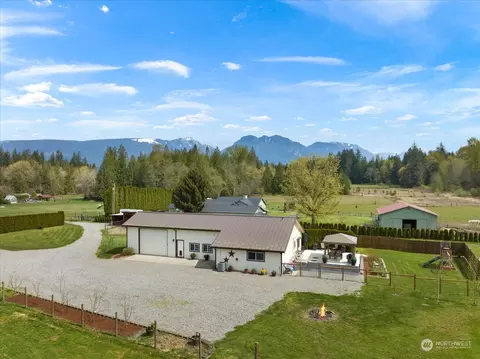 Exterior - 35124 Mann Rd, Sultan, WA 98294 photo 8 of 12