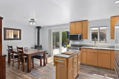 Kitchen - 35124 Mann Rd, Sultan, WA 98294 photo 4 of 4