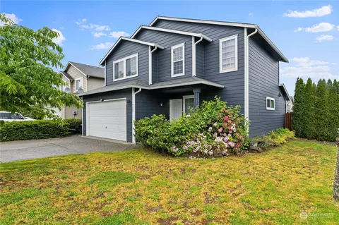 Exterior - 9829 10th Pl W, Everett, WA 98204 photo 3 of 4