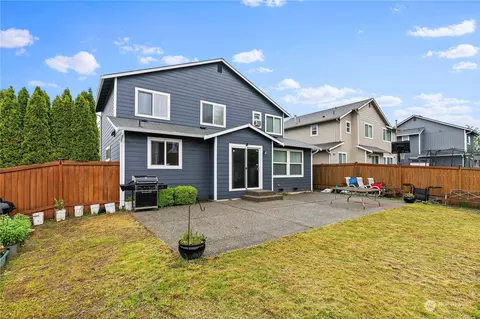 Exterior - 9829 10th Pl W, Everett, WA 98204 photo 4 of 4