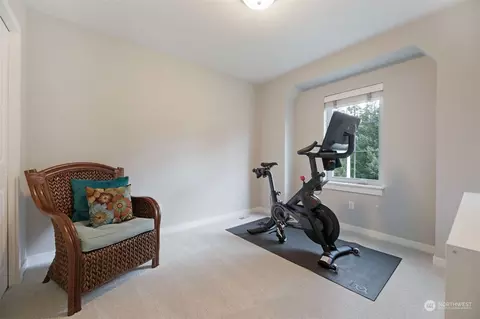 Bedroom - 16730 39th Ave SE, Bothell, WA 98012 photo 6 of 6