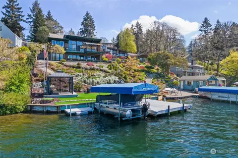 10906 Meadow Rd SW, Lakewood, WA 98499