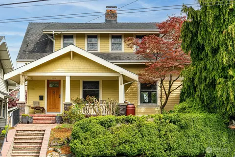 1618 34th Ave, Seattle, WA 98122