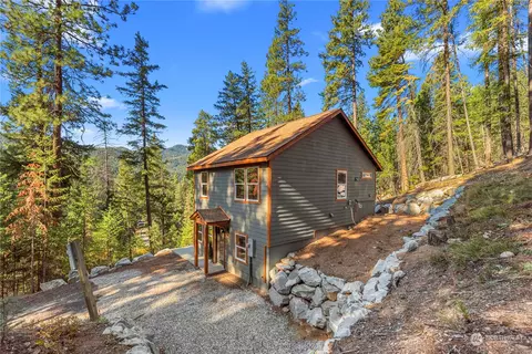 68 Porter Ln, Leavenworth, WA 98826