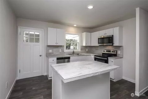 1429 8th Ave, Longview, WA 98632 photo 4