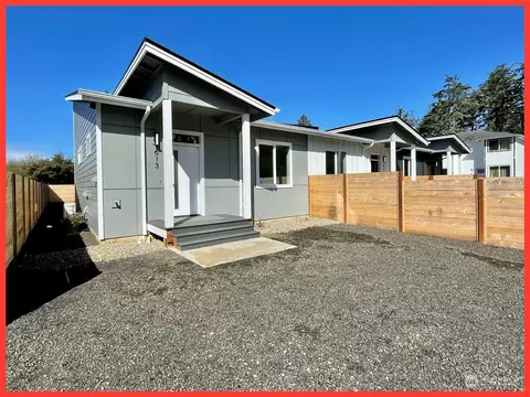 613 Sunset Ave NE, Ocean Shores, WA 98569