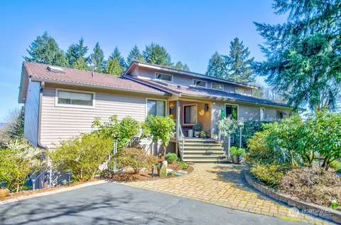 1602 Robin Ln NW, Olympia, WA 98502