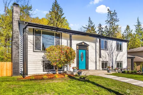 14602 75th Ave NE, Kenmore, WA 98028