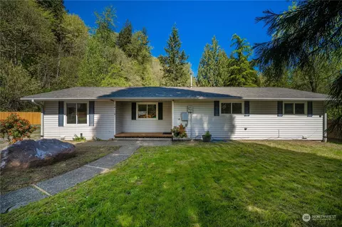 14119 Military Rd E, Puyallup, WA 98374
