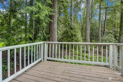 Exterior - 23221 53rd Ave SE, Bothell, WA 98021 photo 2 of 4