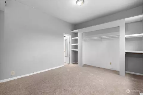 Bedroom - 1466 Franklin St, Enumclaw, WA 98022 photo 3 of 6