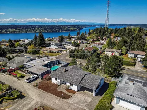 2509 N Narrows Dr, Tacoma, WA 98406