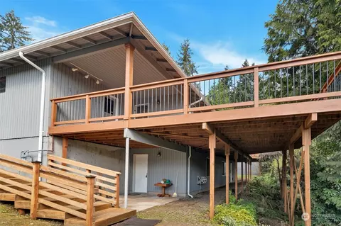 Exterior - 23331 19th Pl W, Bothell, WA 98021 photo 5 of 6