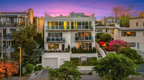 2315 43rd Ave E #301, Seattle, WA 98112