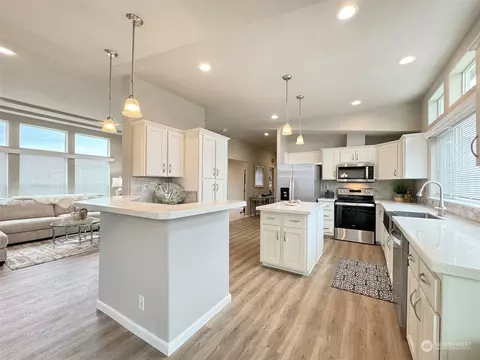 288 E Camelia St, Sequim, WA 98382 photo 14