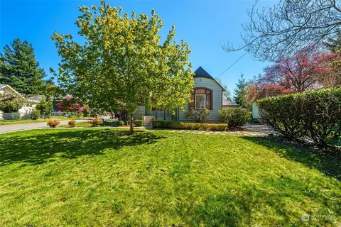 1120 Naval Ave, Bremerton, WA 98312