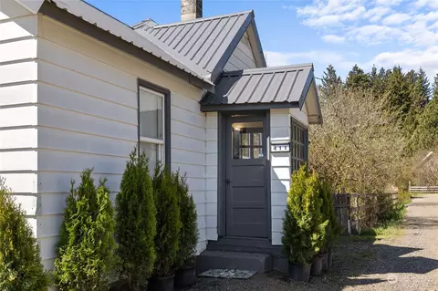 411 W Railroad St, Cle Elum, WA 98922