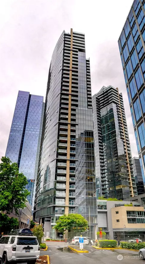 500 106th Ave NE #1213, Bellevue, WA 98004