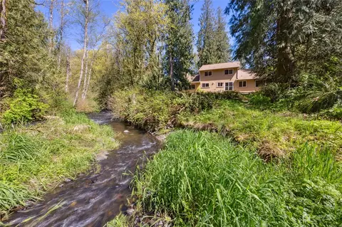 Exterior - 40429 228th Ave SE, Enumclaw, WA 98022 photo 7 of 9