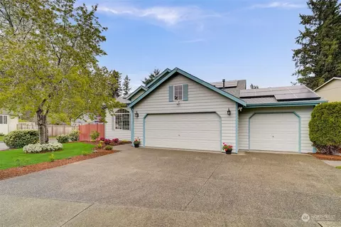17518 SE 259th Pl, Covington, WA 98042