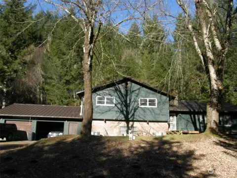 12180 Lewis River Rd, Ariel, WA 98603