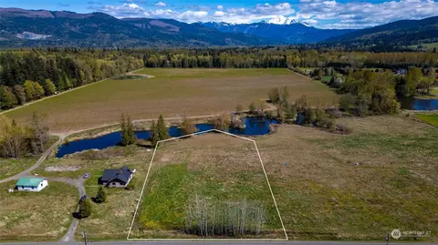 5544 Sand Rd, Bellingham, WA 98226