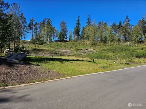 4511 Trail Crst, Port Townsend, WA 98368