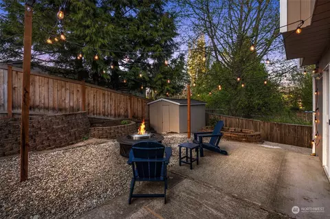 Exterior - 513 211 Pl SE, Bothell, WA 98021 photo 11 of 17