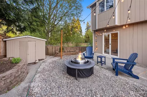 Exterior - 513 211 Pl SE, Bothell, WA 98021 photo 13 of 17