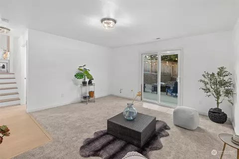 Living - 513 211 Pl SE, Bothell, WA 98021 photo 6 of 6