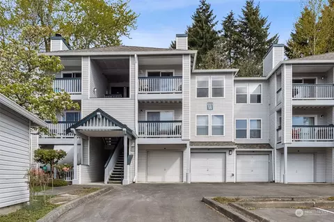 33020 10th Ave SW #W302, Federal Way, WA 98023
