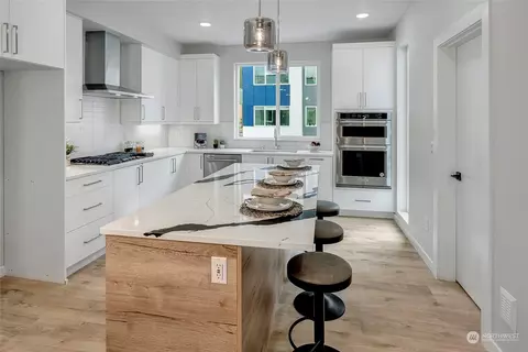 8911 NE 173rd Pl #D, Bothell, WA 98011 photo 9