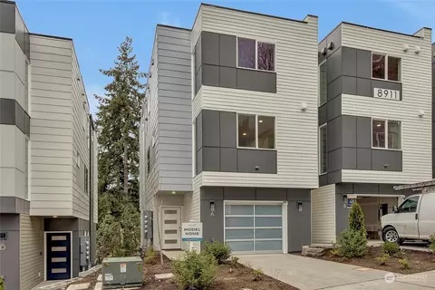 8911 NE 173rd Pl #D, Bothell, WA 98011 photo 2