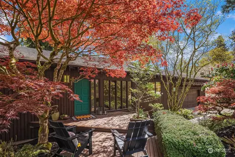 4522 144th Ave SE, Bellevue, WA 98006
