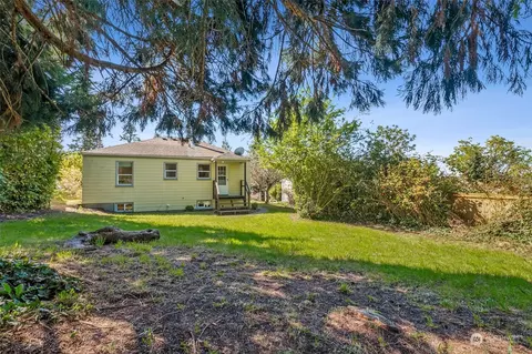 Exterior - 929 E Temperance St, Kent, WA 98030 photo 7 of 7