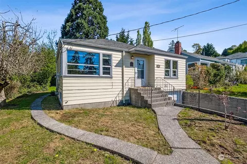 Exterior - 929 E Temperance St, Kent, WA 98030 photo 2 of 7