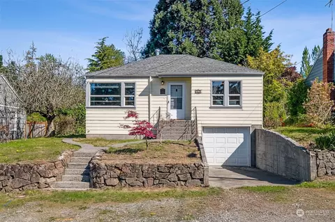 929 E Temperance St, Kent, WA 98030