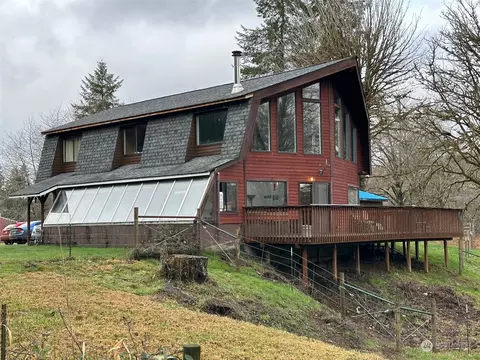 2751 N River Rd, Cosmopolis, WA 98537 photo 1