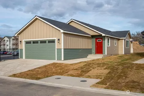 123 E 9th Ave #41, Moses Lake, WA 98837