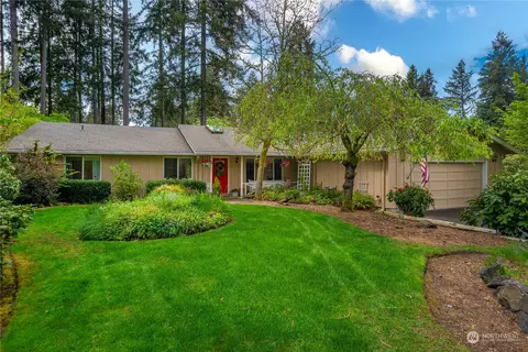 6922 Mill Ct SE, Lacey, WA 98503