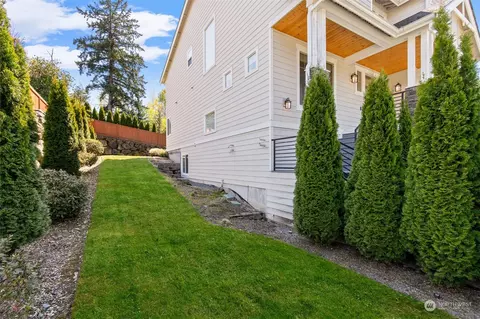 Exterior - 23319 15th Ave SE, Bothell, WA 98021 photo 8 of 8