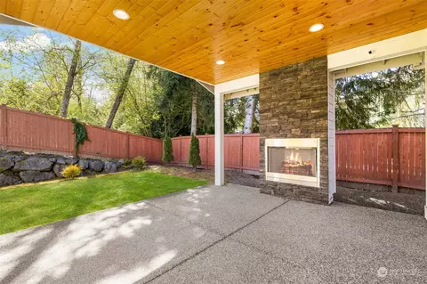 Exterior - 23319 15th Ave SE, Bothell, WA 98021 photo 4 of 8