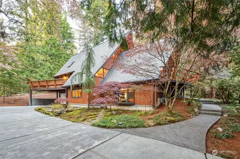 15601 258 Pl SE, Issaquah, WA 98027
