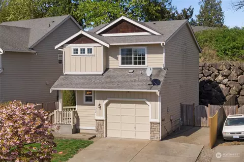 1322 69th Ave E, Fife, WA 98424