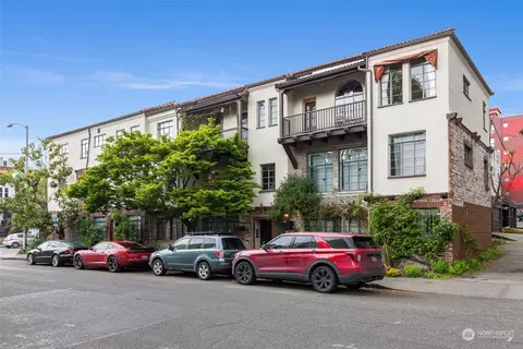 4204 11th Ave NE #11, Seattle, WA 98105