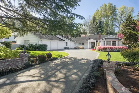 58 Cascade Ky, Bellevue, WA 98006