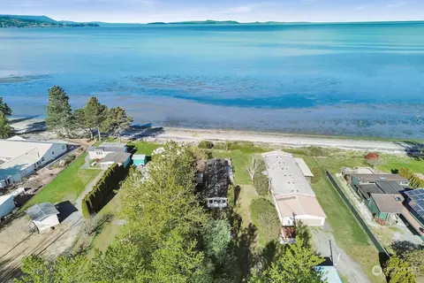 3245 Robertson Rd, Bellingham, WA 98226