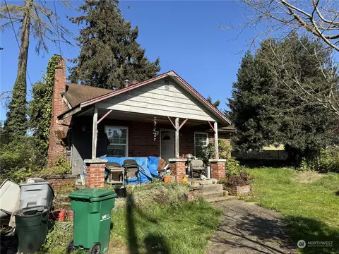12611 12th Ave S, Seattle, WA 98168