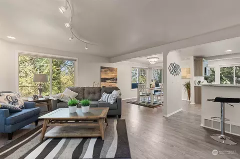 Living - 21701 4th Ave SE, Bothell, WA 98021 photo 4 of 7